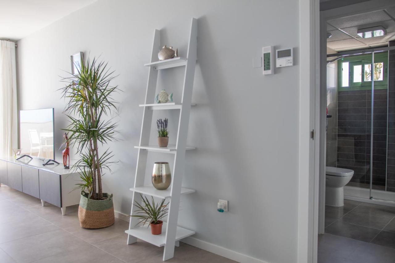 Precioso Apartamento Frente A La Playa Con Piscina Мохакар Екстериор снимка