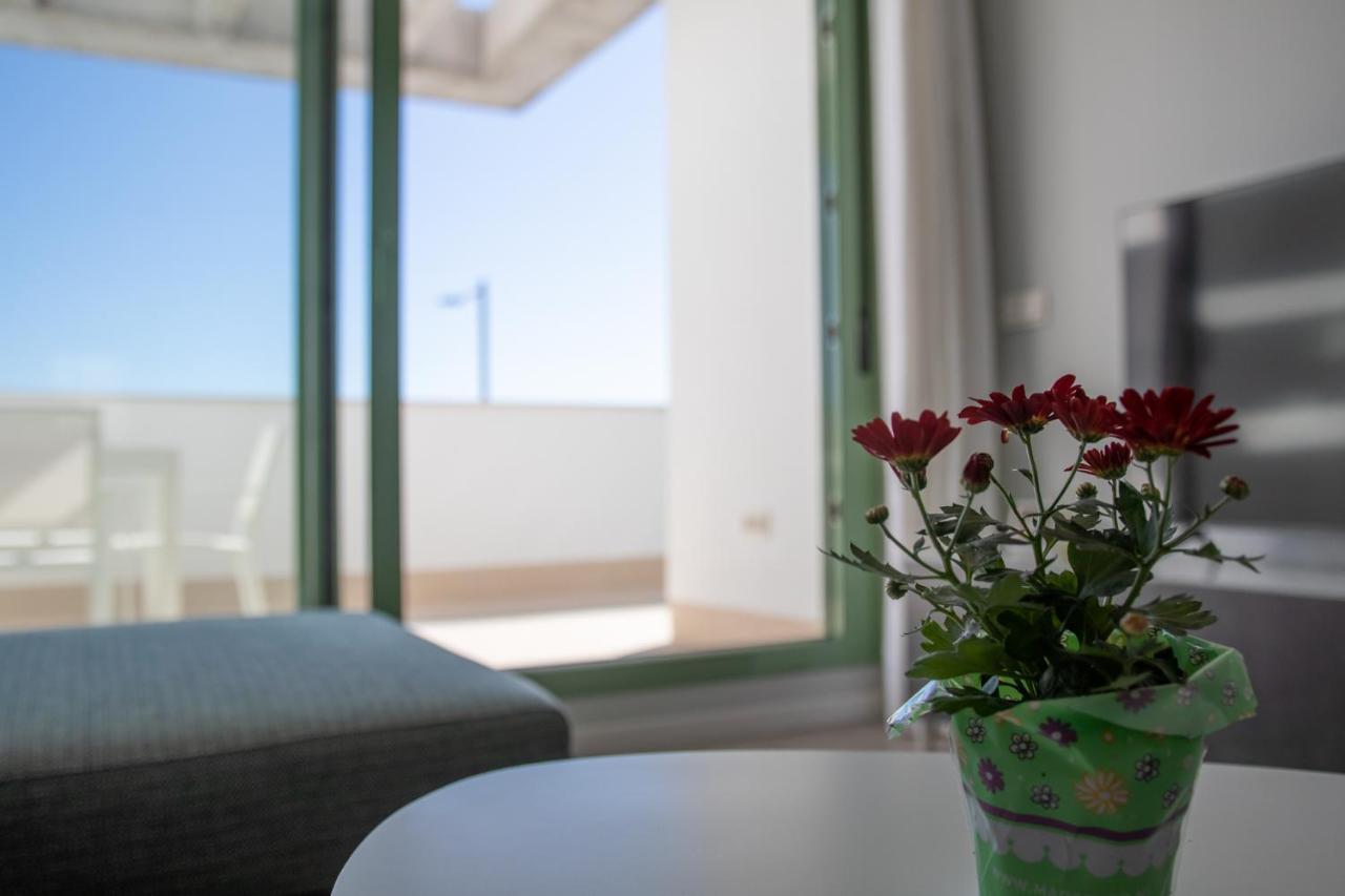 Precioso Apartamento Frente A La Playa Con Piscina Мохакар Екстериор снимка