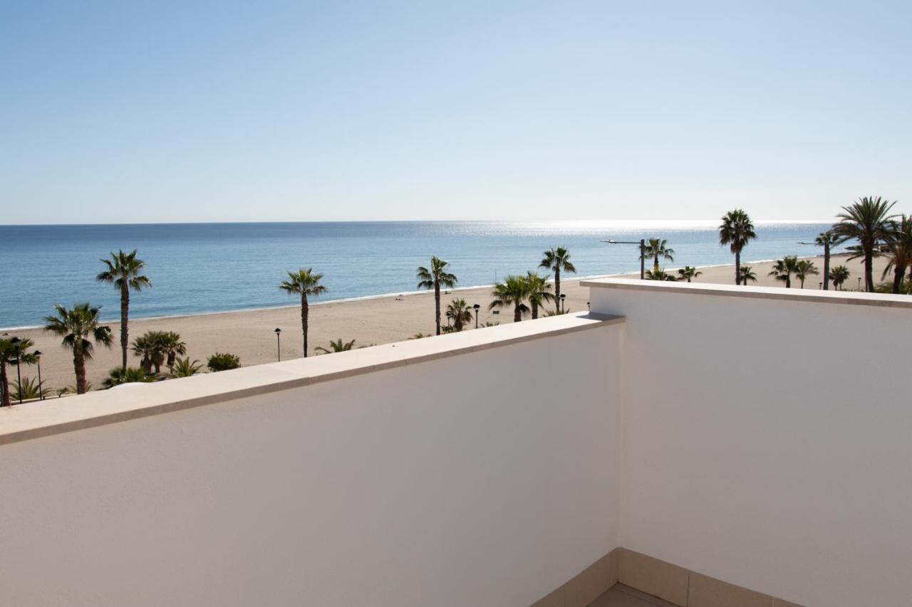 Precioso Apartamento Frente A La Playa Con Piscina Мохакар Екстериор снимка