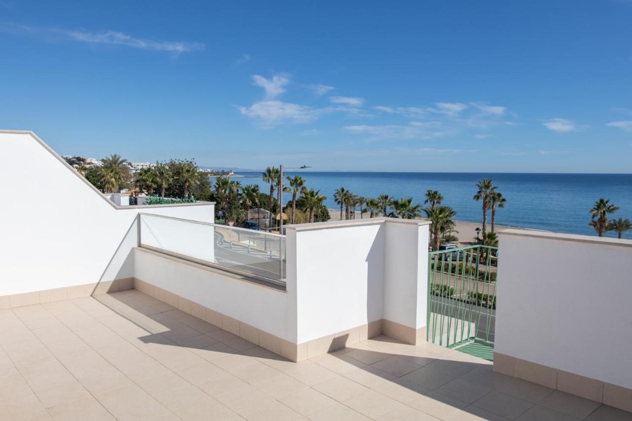 Precioso Apartamento Frente A La Playa Con Piscina Мохакар Екстериор снимка