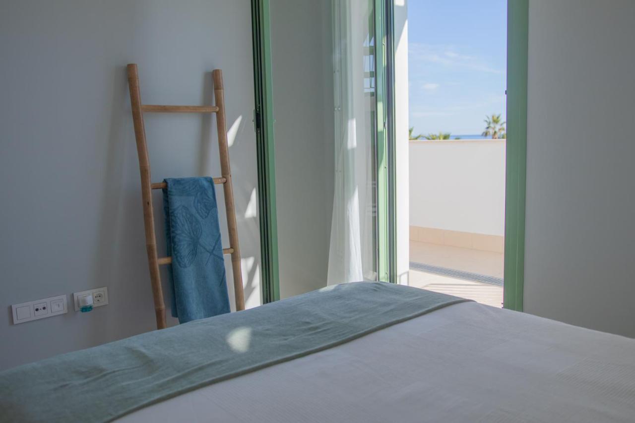 Precioso Apartamento Frente A La Playa Con Piscina Мохакар Екстериор снимка